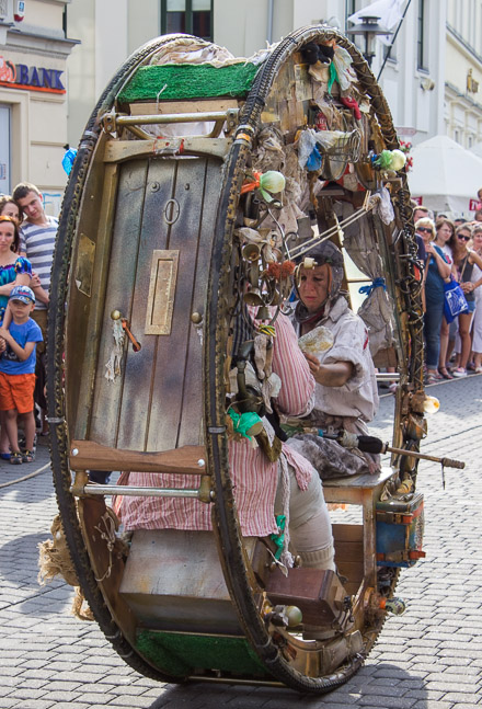 Acrojou Wheelhouse na lubelskim deptaku