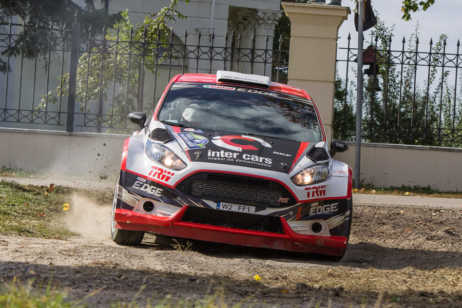 Szutrowa szykana na OS-ie Rogów