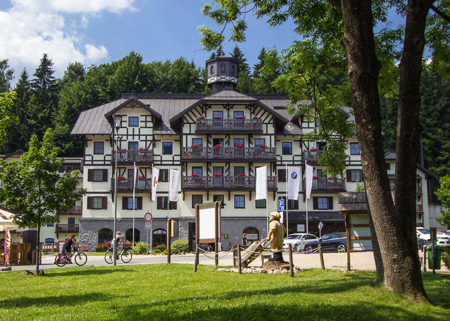 Hotel Savoy, a dawniej Hotel Koruna w Szpindlerowym Młynie